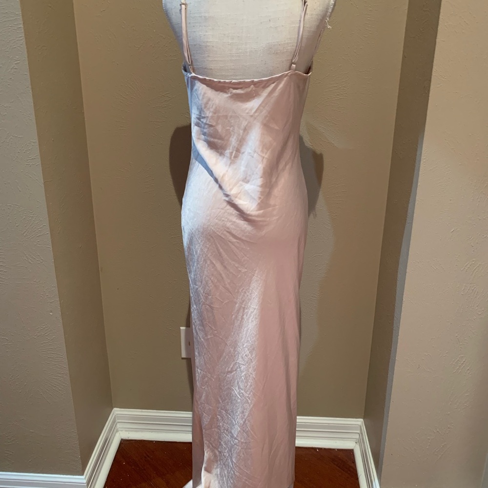 Pretty Lavish Bridesmaid Gown - image 8